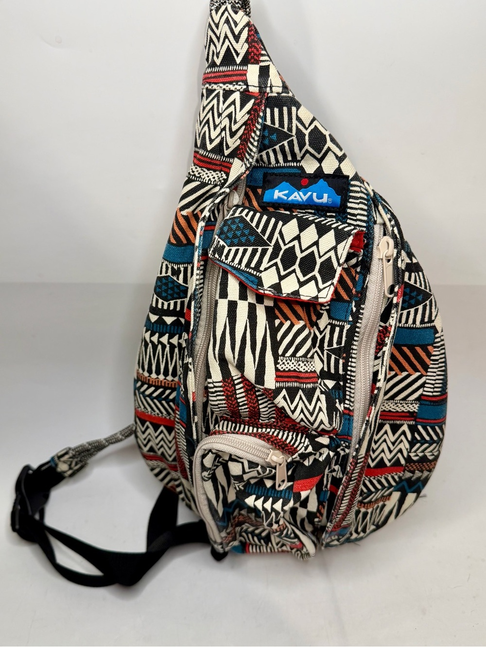 KAVU Remix Rope Bag Chalet Aztec Pattern Knit Cross Body Pack